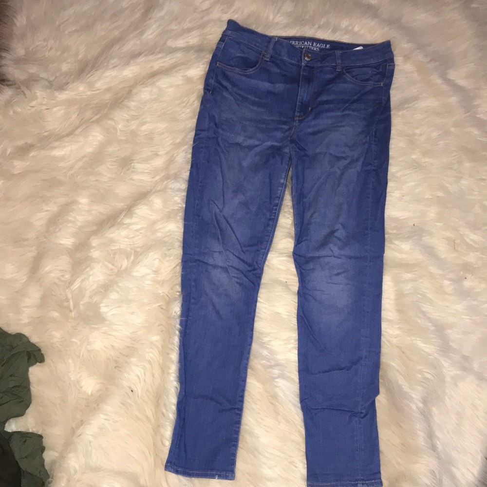 High rise American eagle jeans!